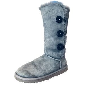 UGG Bailey Button Triplet Women's Gray Suede Boots Size 6
